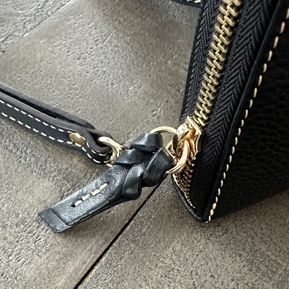 Dooney & Bourke Black Pebbled Leather Wallet - Picture 3 of 6
